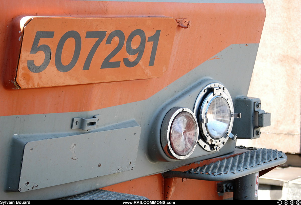 050508_DSC_1690_SNCF_-_BB_7291_-_Lyon_Part_Dieu.jpg