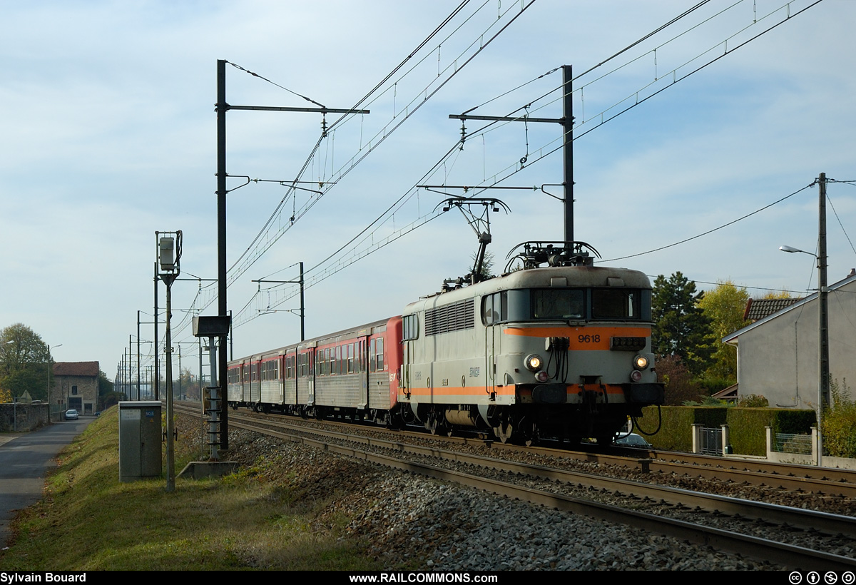 051113_DSC_8322_SNCF_-_BB_9618_-_Amberieu.jpg