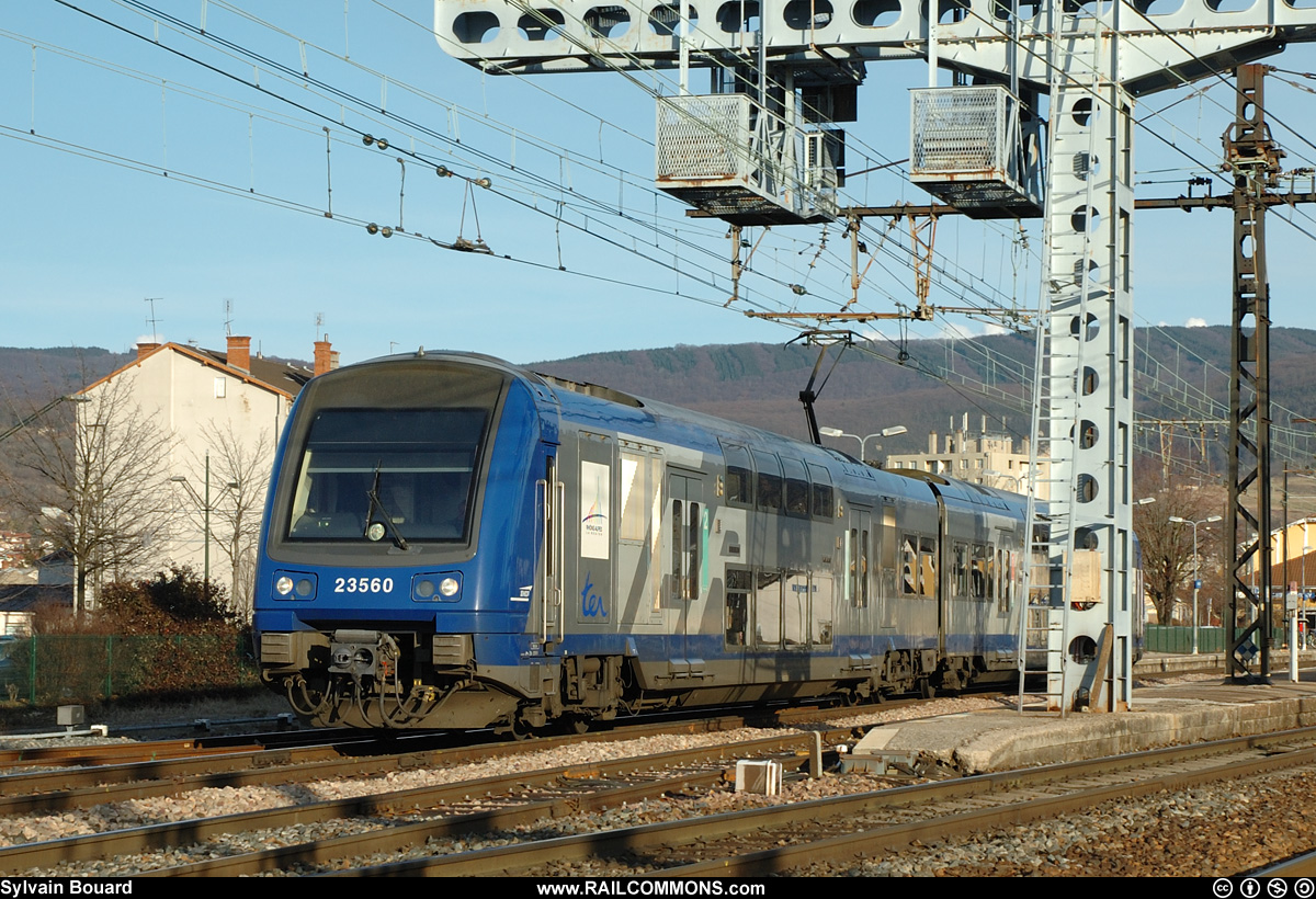 060221_DSC_0124_SNCF_-_Z_23560_-_Amberieu.jpg