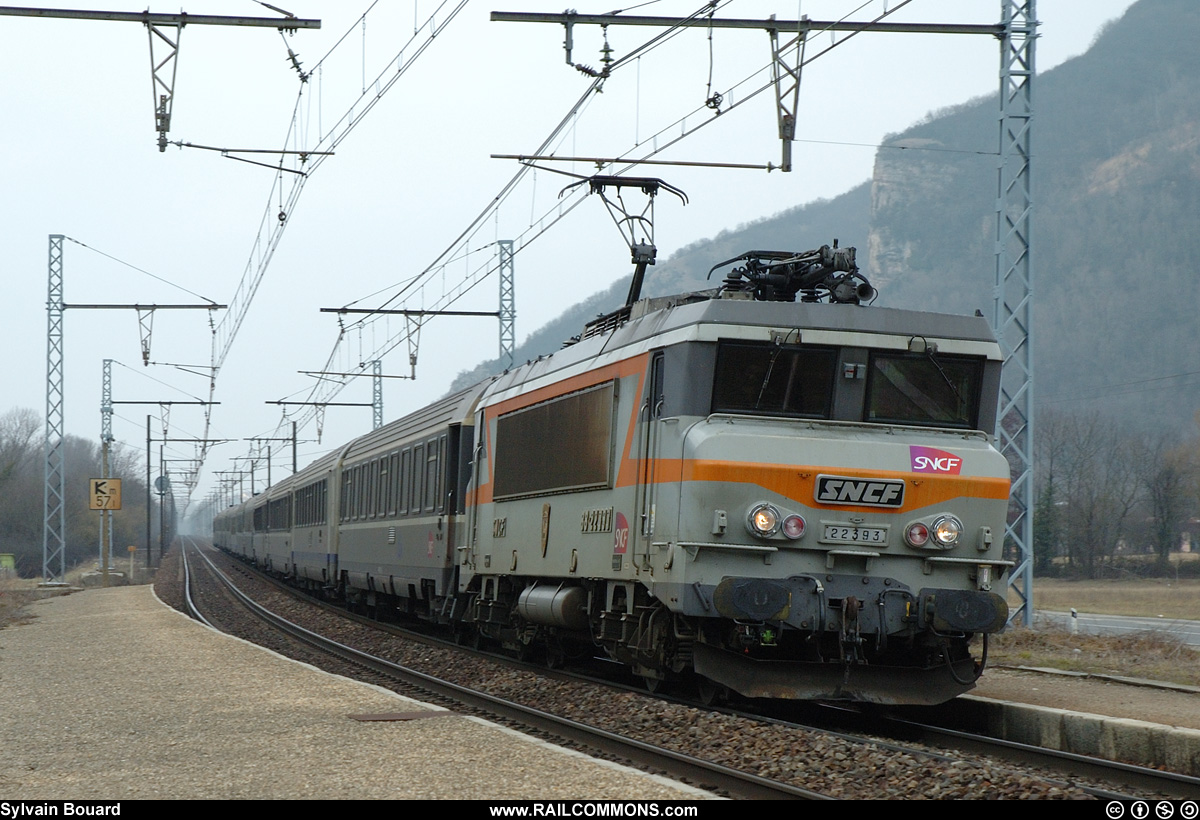 060225_DSC_0080_SNCF_-_BB_22393_-_Torcieu.jpg