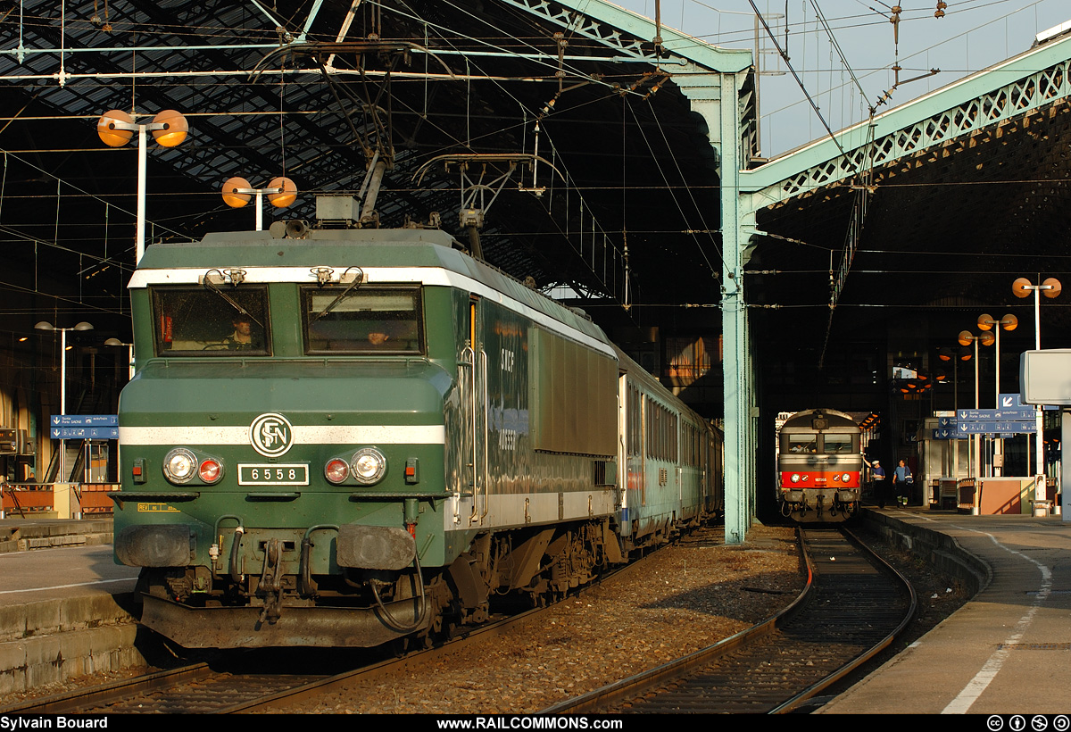 060516_DSC_0056_SNCF_-_CC_6558_-_Lyon_Perrache.jpg