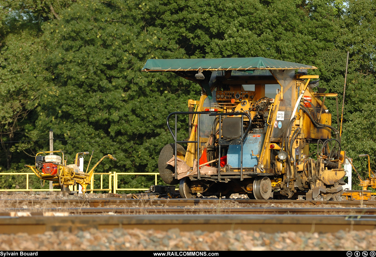 060615_DSC_0003_SNCF_-_Lorry_-_Amberieu.jpg