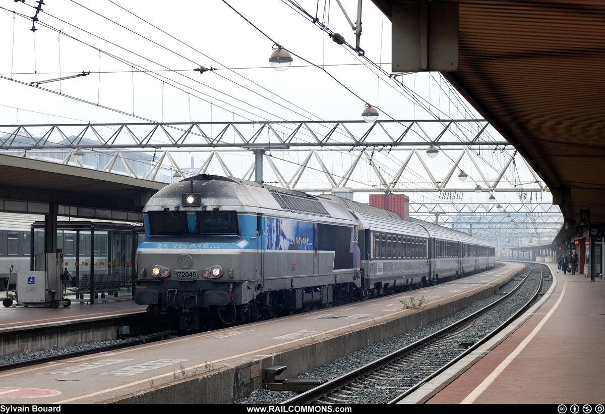 061107_DSC_0037_SNCF_-_CC_72049_-_Lyon_Part_Dieu.jpg