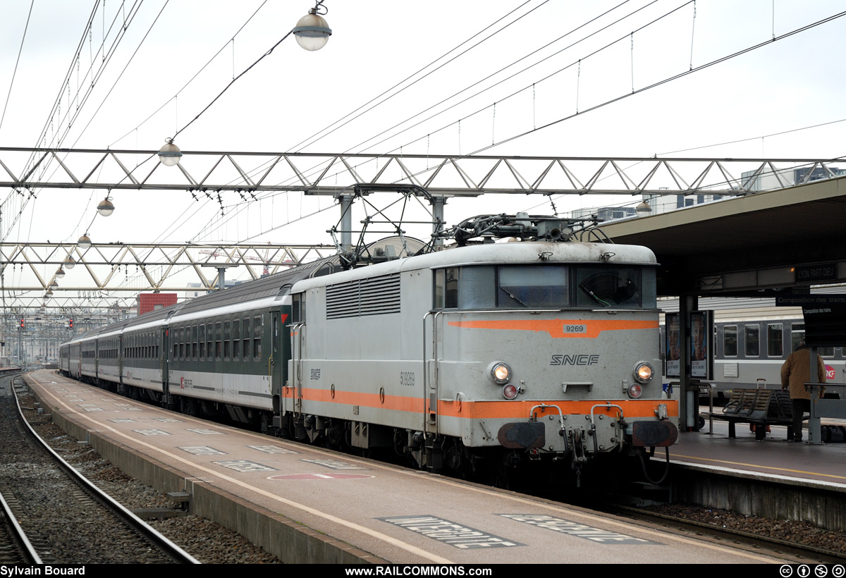 061113_DSC_0001_SNCF_-_BB_9269_-_Lyon_Part_Dieu.jpg