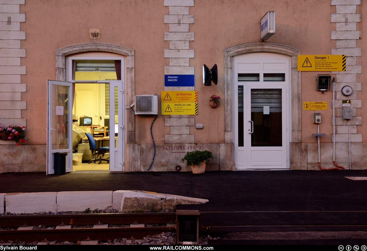 120726_DSC_3006_Pont_de_Veyle.jpg