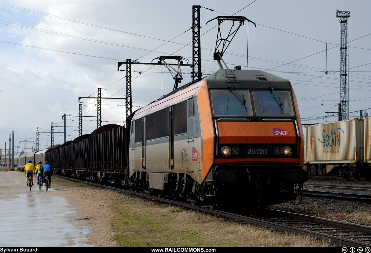 070224_DSC_0668_SNCF_-_BB_26126_-_Amberieu.jpg