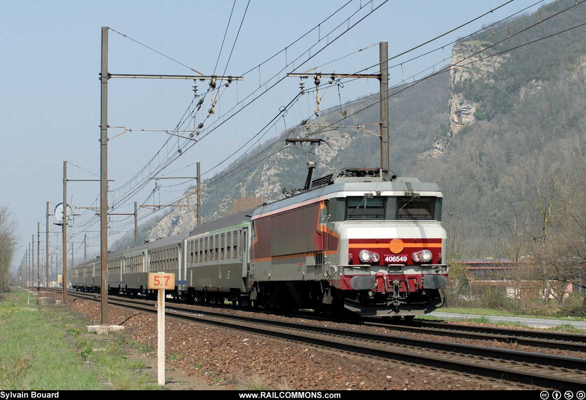 070407_DSC_1368_SNCF_-_CC_6549_-_Torcieu.jpg