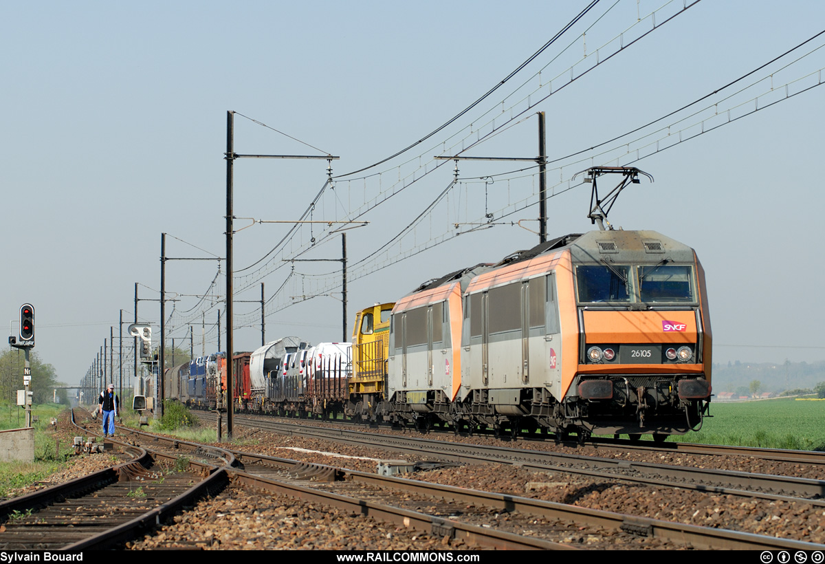 070420_DSC_1867_SNCF_-_BB_26105_-_St_Denis_en_Bugey.jpg