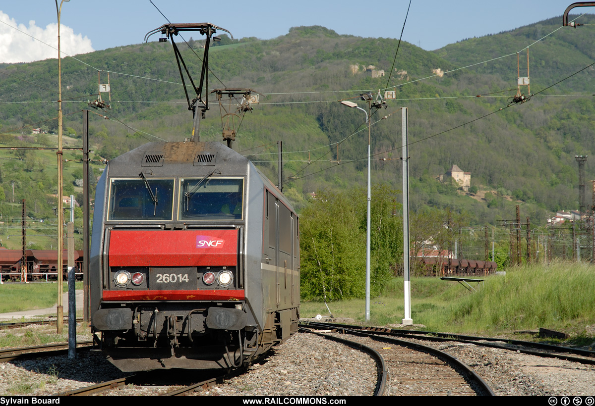 070421_DSC_2033_SNCF_-_BB_26014_-_Amberieu.jpg