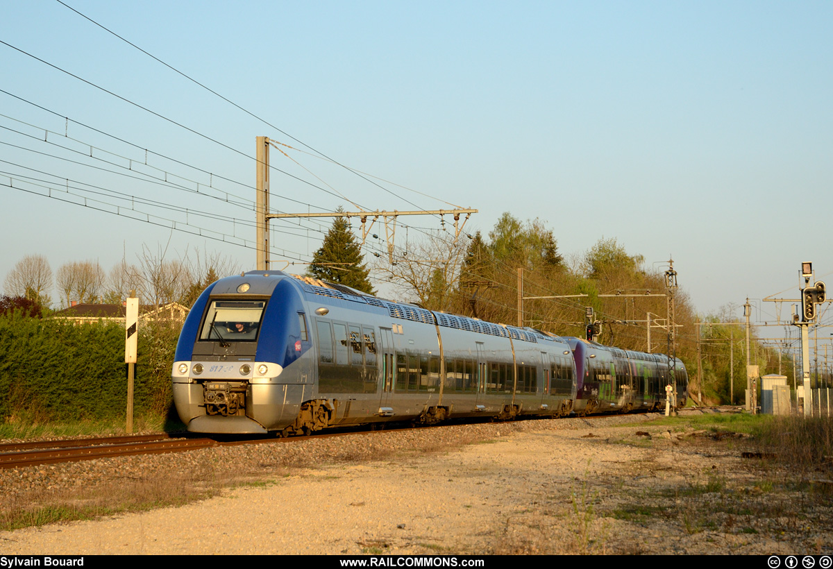 130423_DSC_4143_SNCF_-_B_81719_-_Crottet.jpg