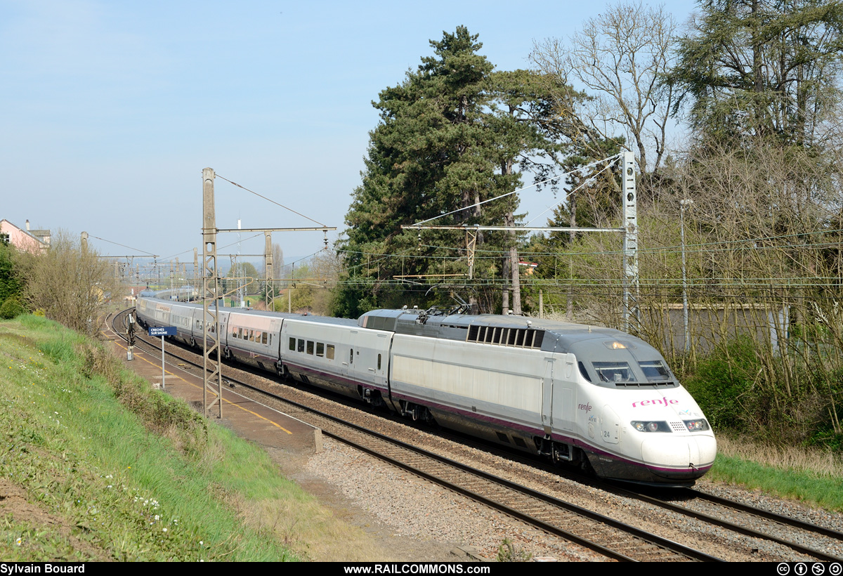 140328_DSC_6598_Renfe_-_AVE_100_24_-_Creches_sur_Saone.jpg