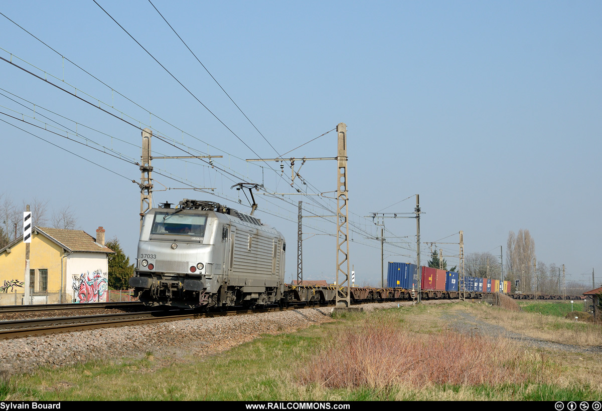 140307_DSC_6241_VFLI_-_BB_37033_-_Creches_sur_Saone.jpg