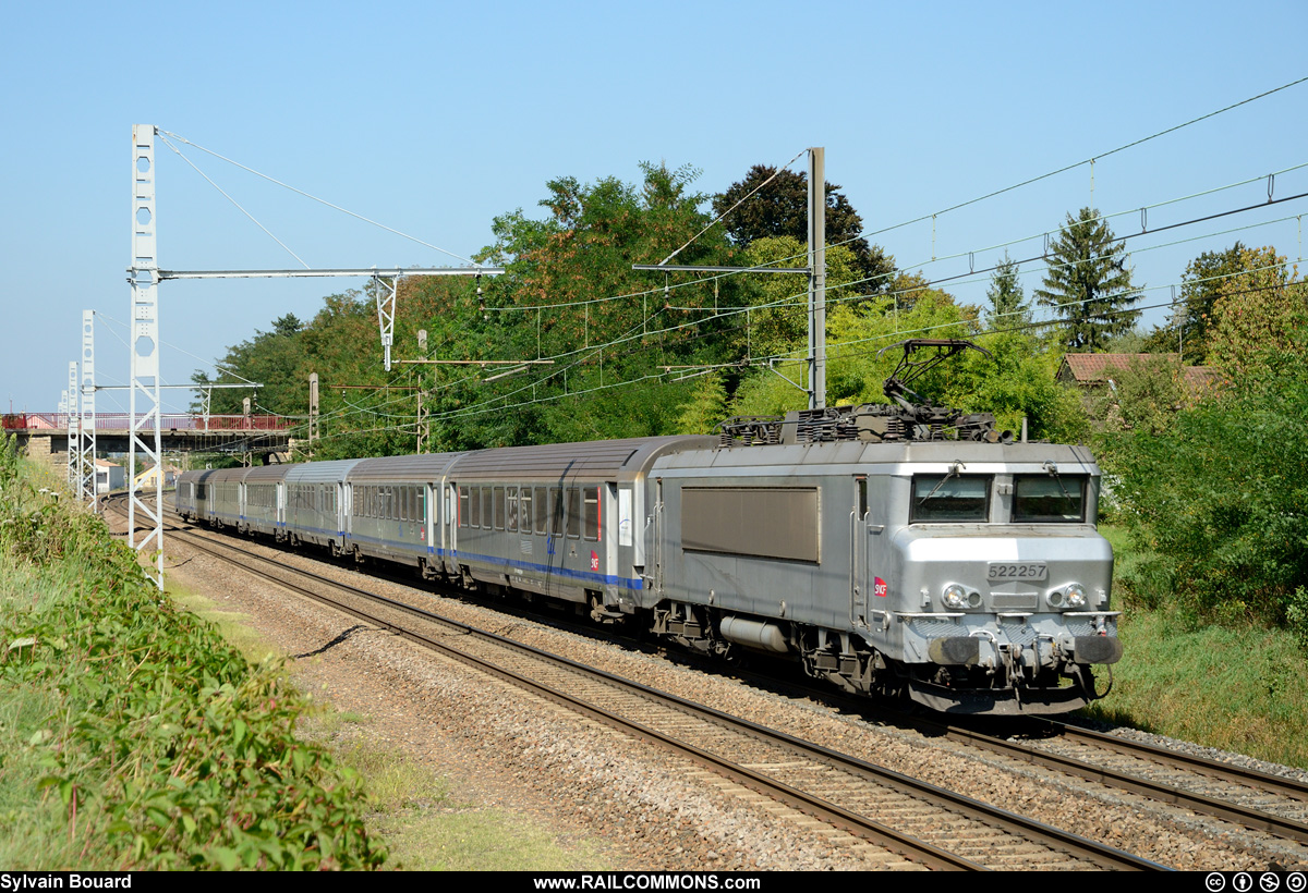 140904_DSC_7526_SNCF_-_BB_22257_-_Creches_sur_Saone.jpg