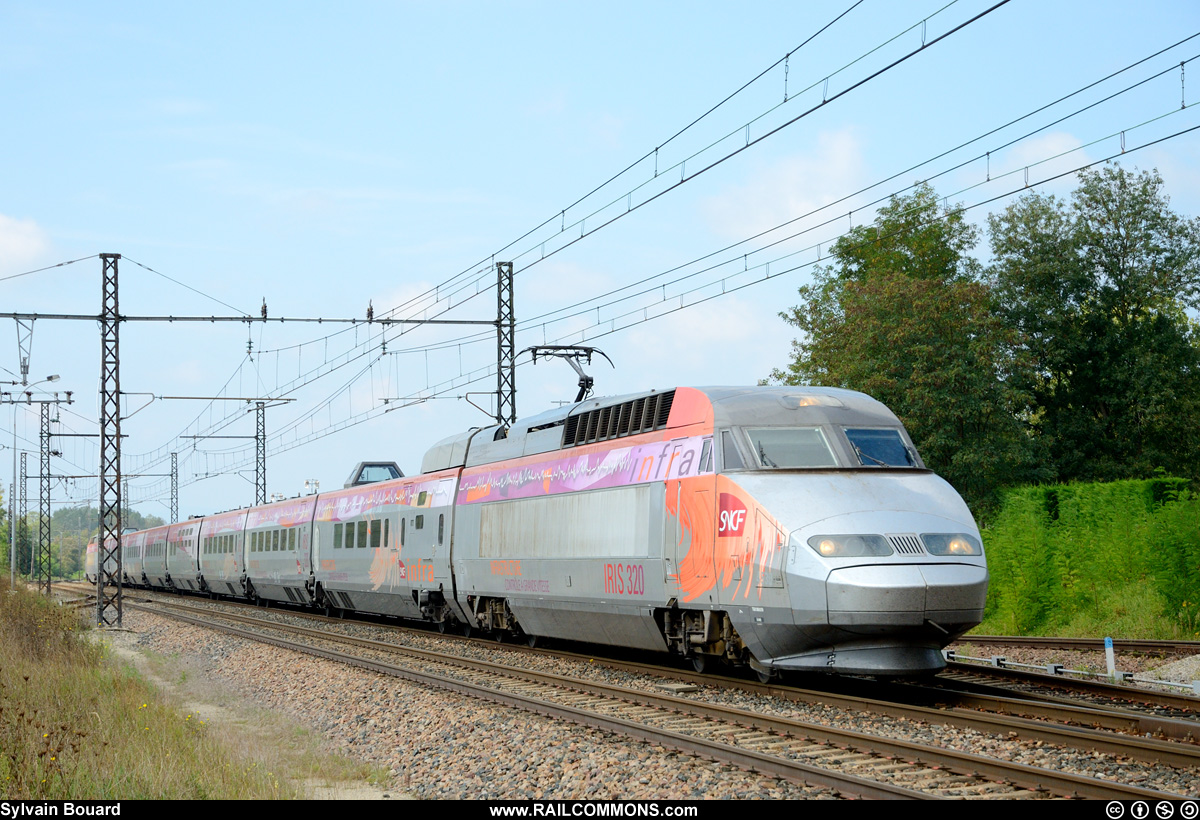 140922_DSC_7638_SNCF_-_Iris_320_-_Vonnas.jpg